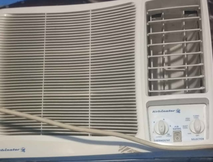 For Sale! Used Kelvinator Air conditioner ( 1hp)