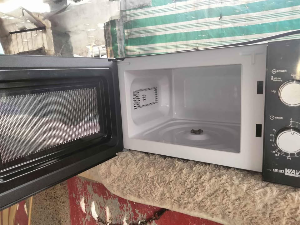Microwave Oven